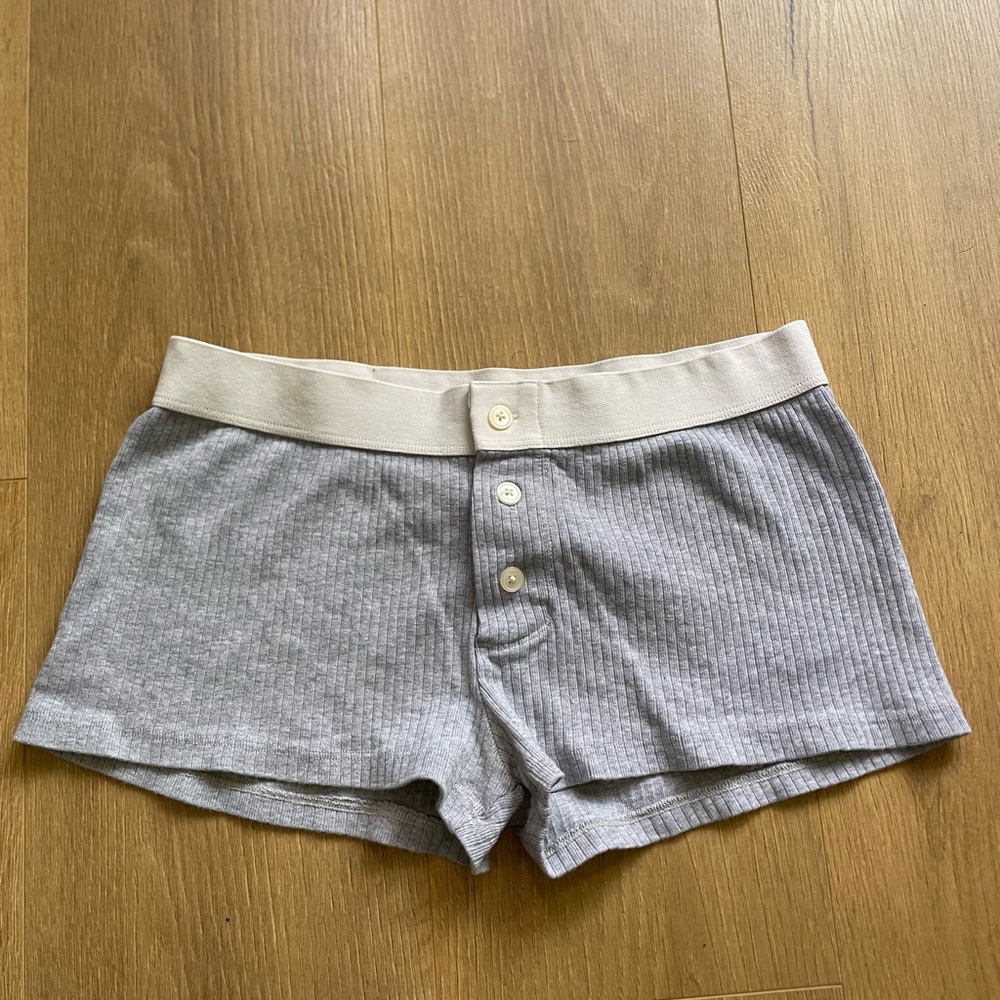 Brandy Melville Boy Shorts Gray Ribbed Women's Shorts